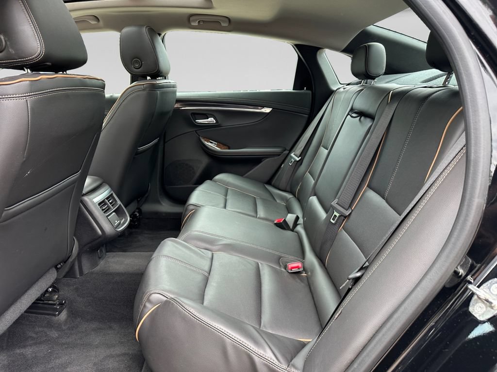 Used 2015 Chevrolet Impala LTZ FWD image 11