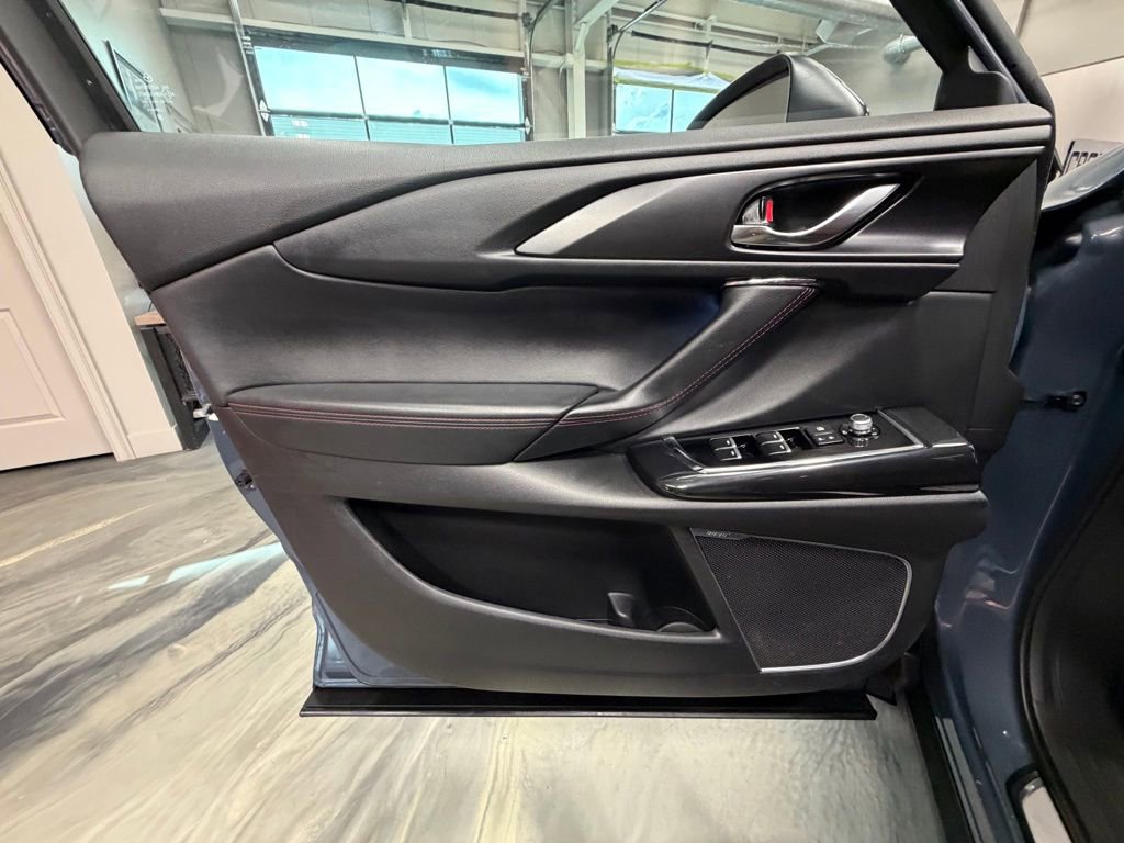 Used 2022 MAZDA CX-9 Carbon Edition image 55