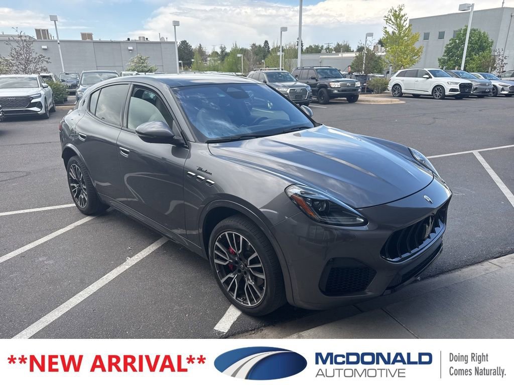 Used 2023 Maserati Grecale Modena AWD/4WD image 4