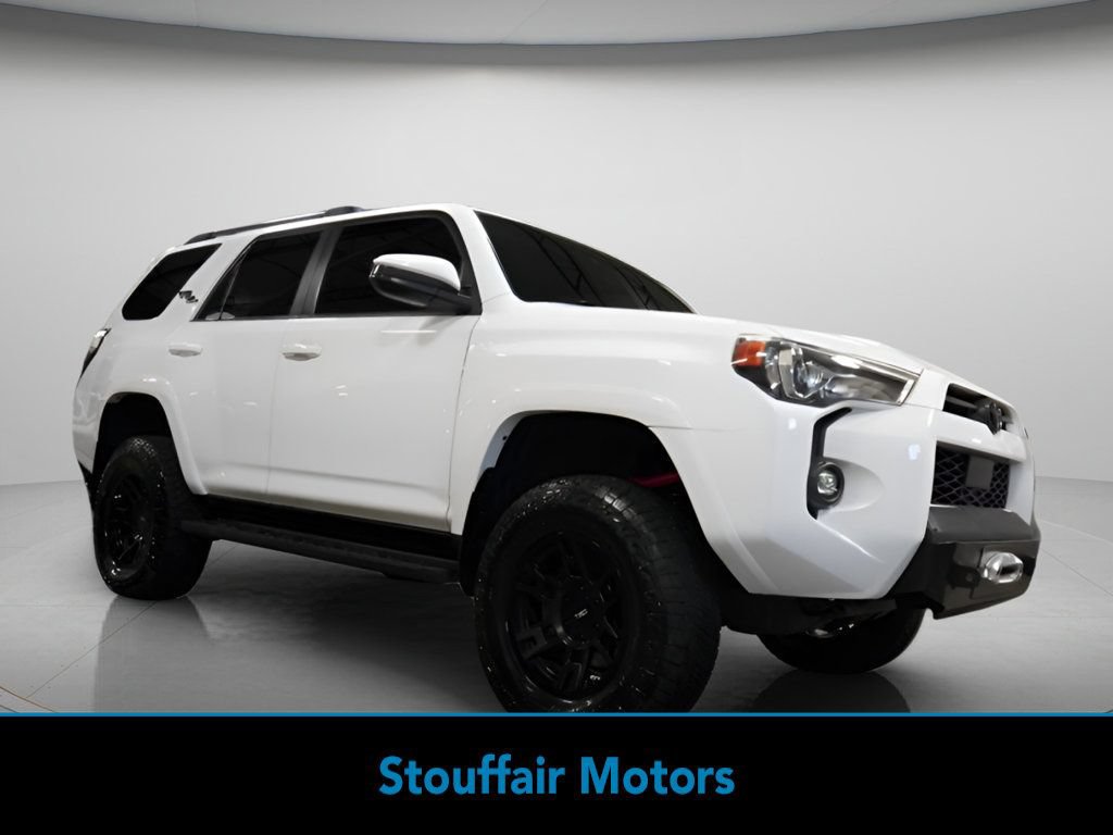 Used 2021 Toyota 4Runner TRD Off-Road AWD/4WD video 1
