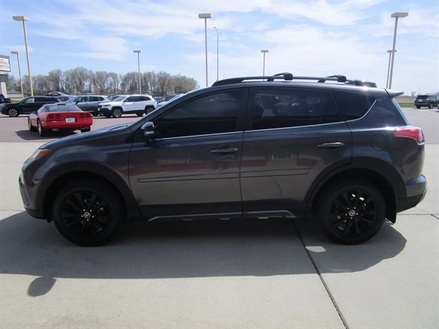 Used 2018 Toyota RAV4 Adventure AWD/4WD image 6