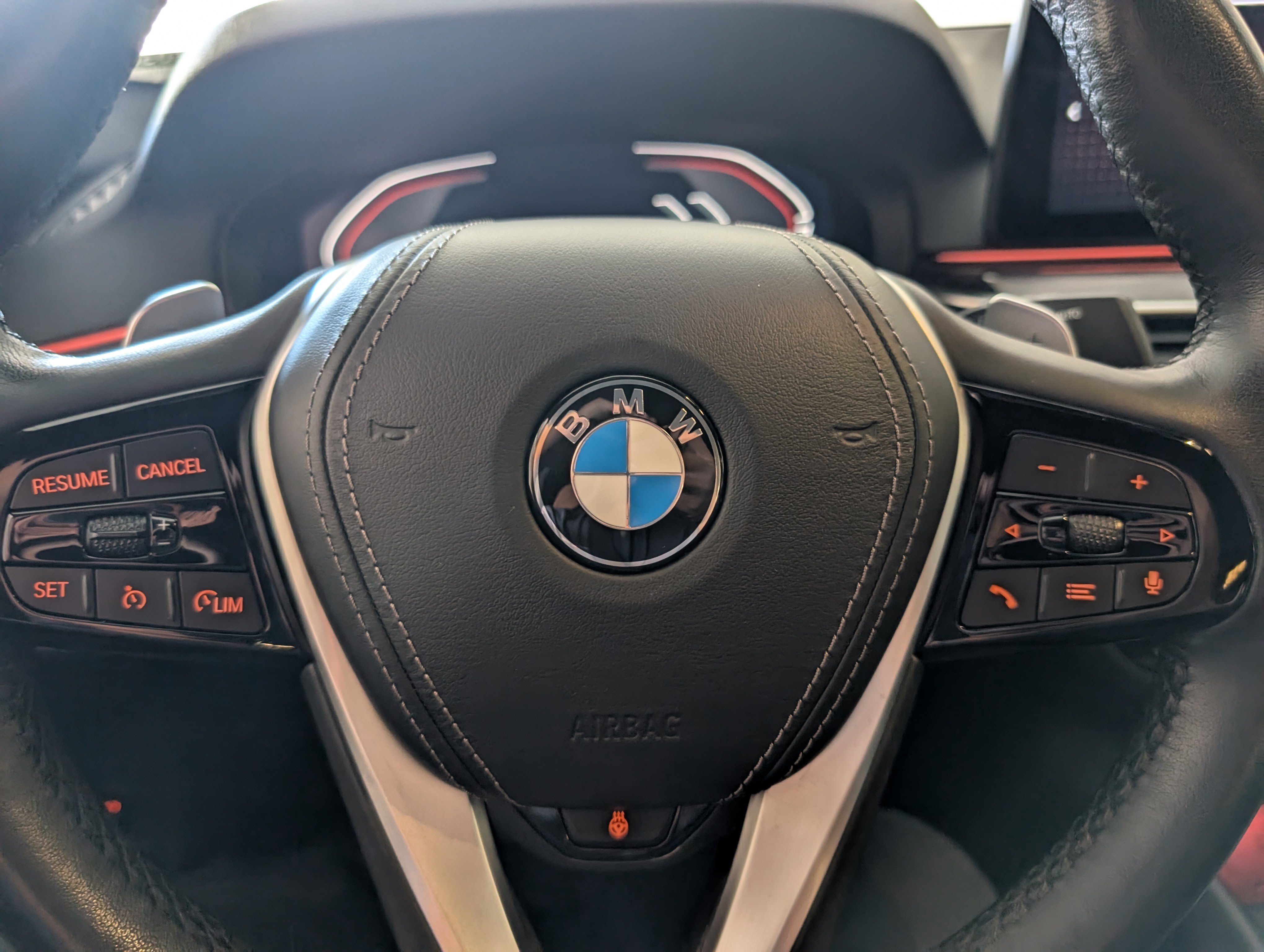 Used 2021 BMW 540i xDrive w/ Premium Package image 29