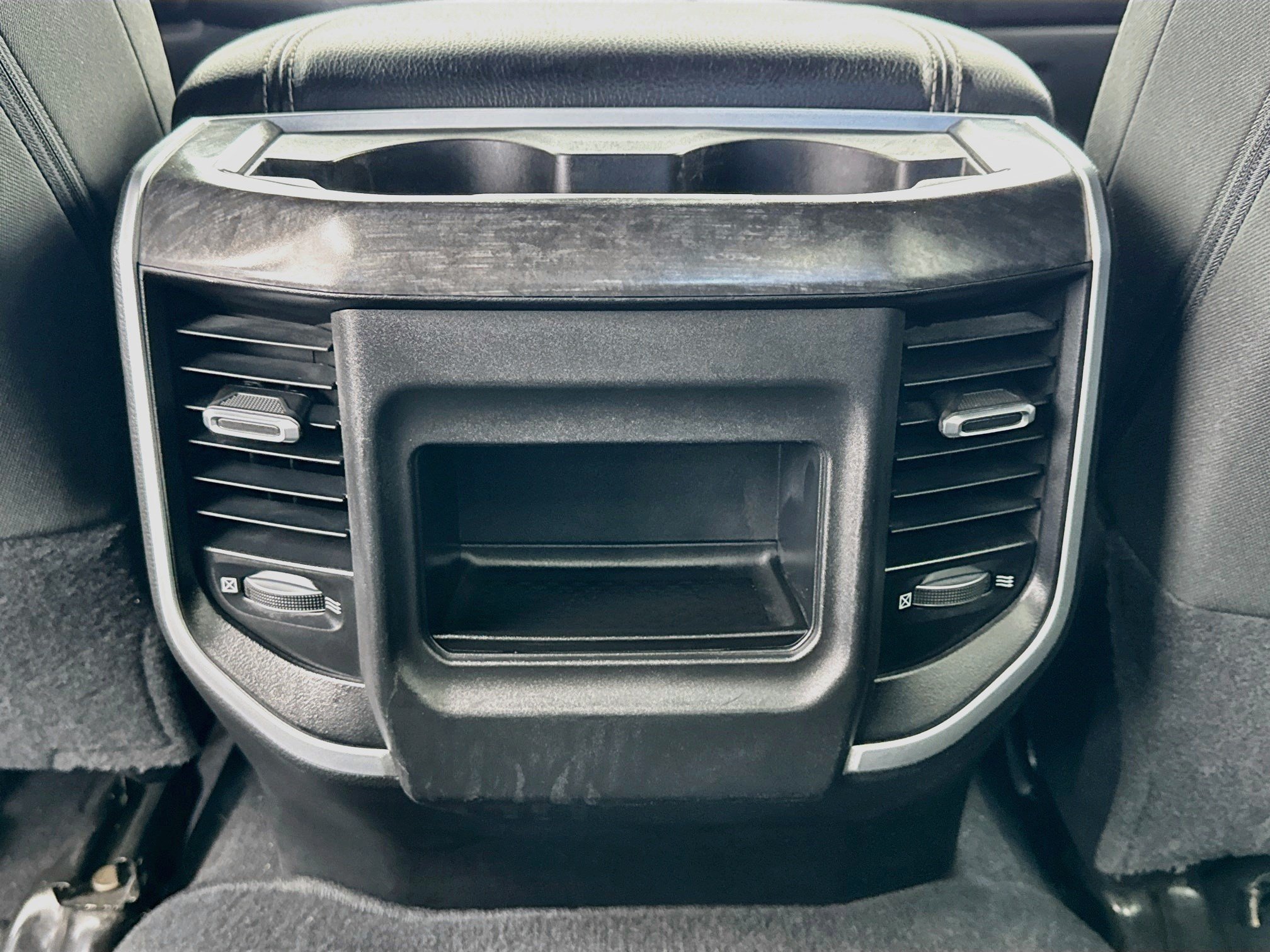Used 2020 RAM 2500 Big Horn w/ Night Edition AWD/4WD image 16