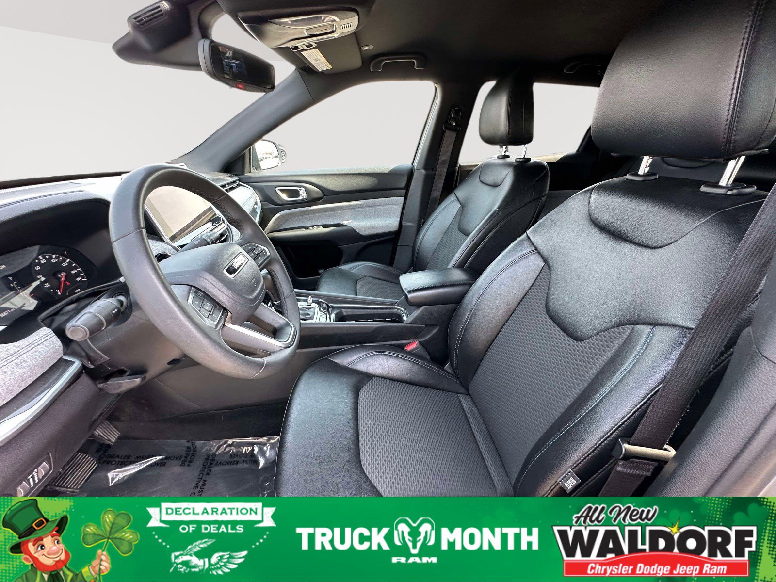 Used 2024 Jeep Compass Latitude image 19