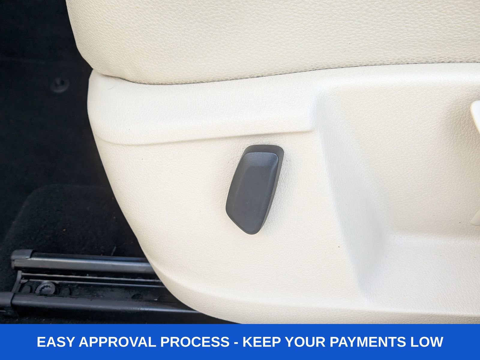 Used 2016 Volkswagen Tiguan S image 19