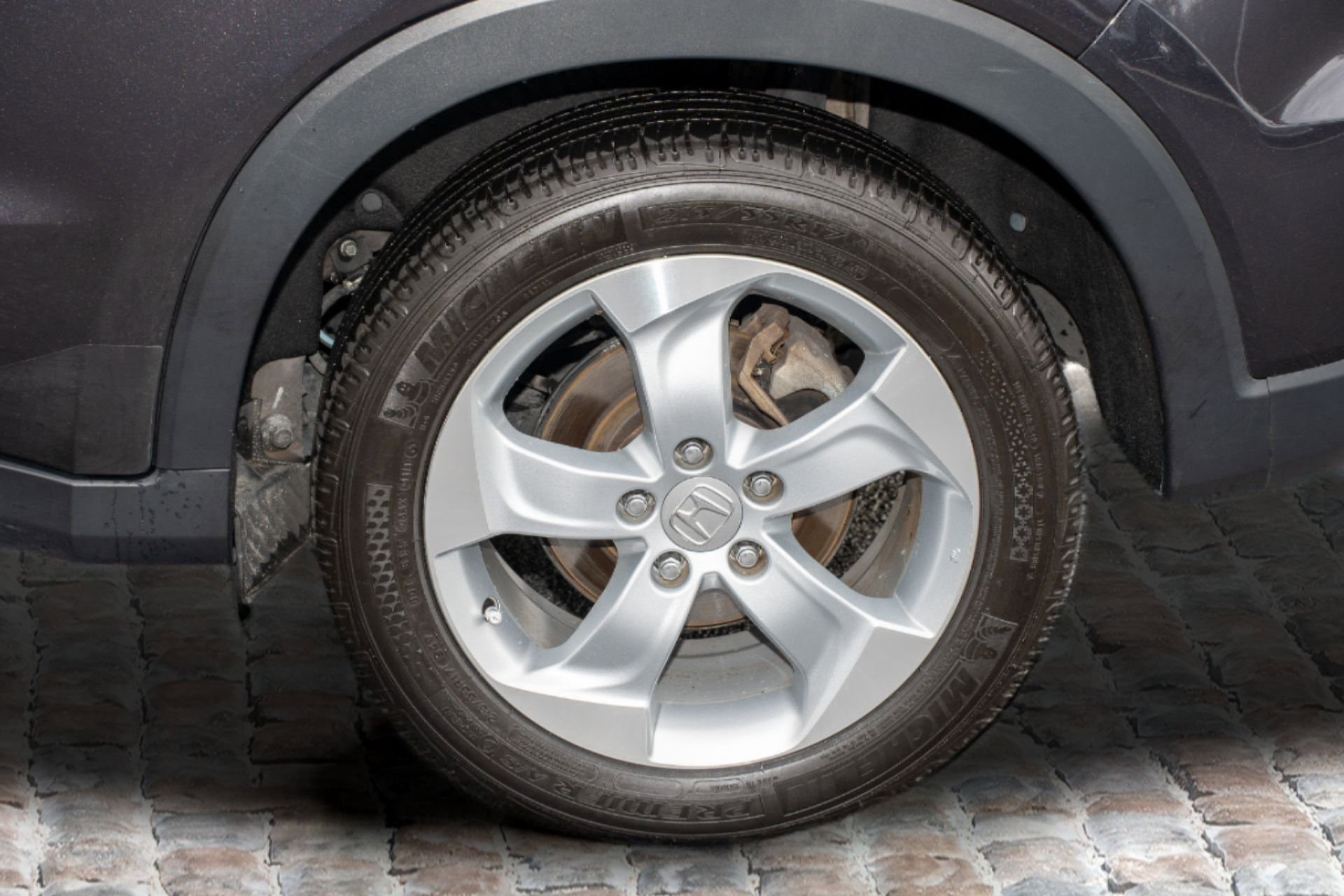 Used 2016 Honda HR-V LX image 37