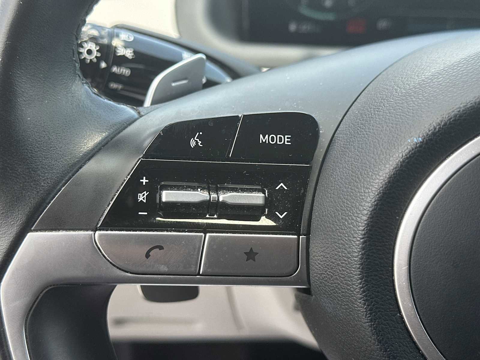 Certified 2023 Hyundai Tucson Limited image 18
