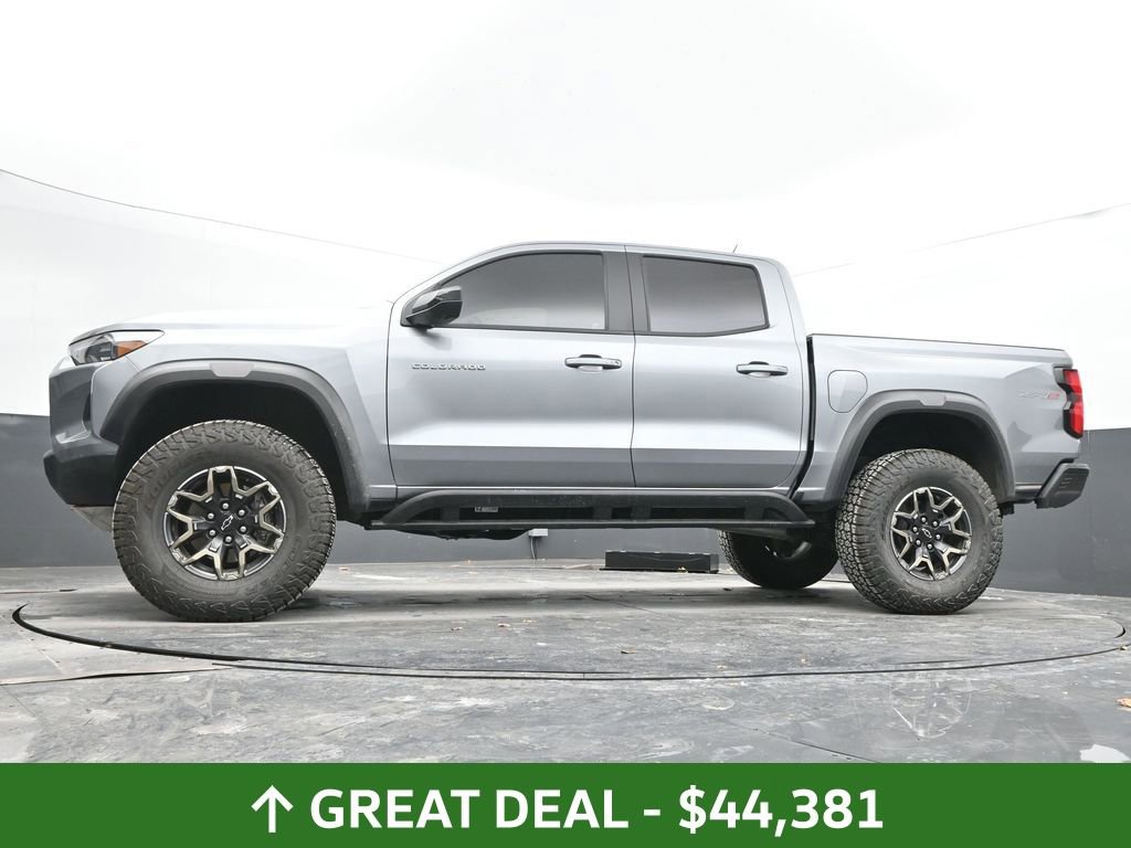 Used 2024 Chevrolet Colorado ZR2 w/ ZR2 Convenience Package III image 49
