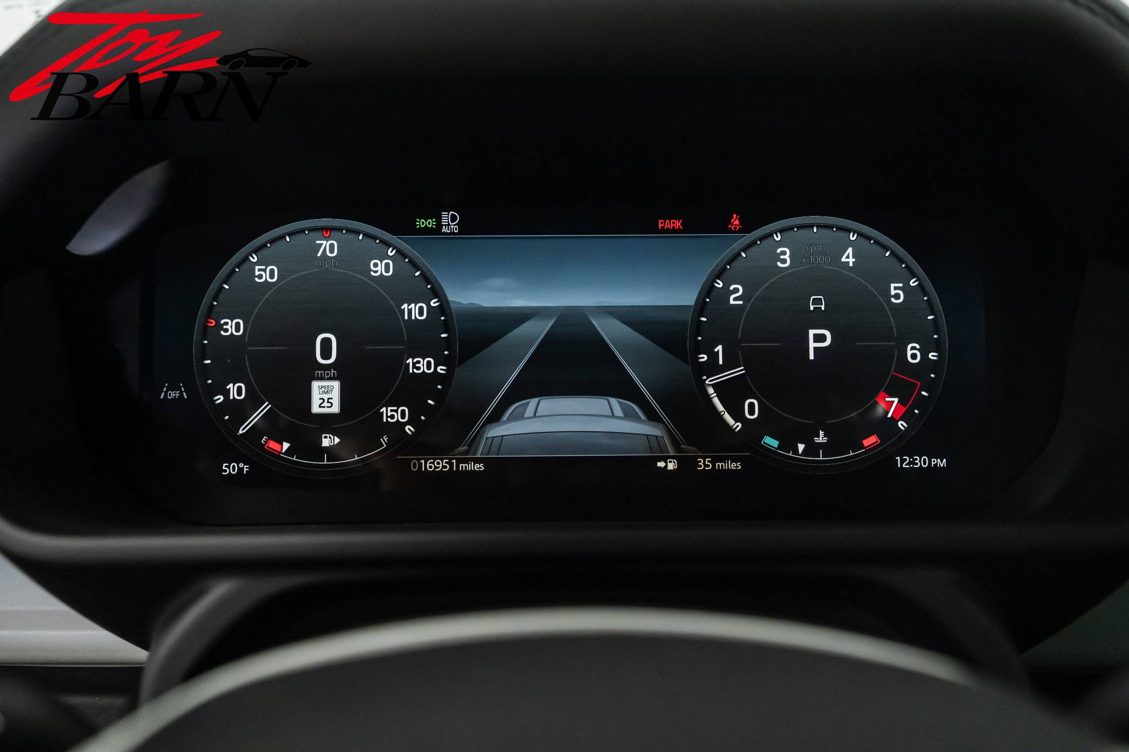 Used 2024 Land Rover Defender 110 SE image 33