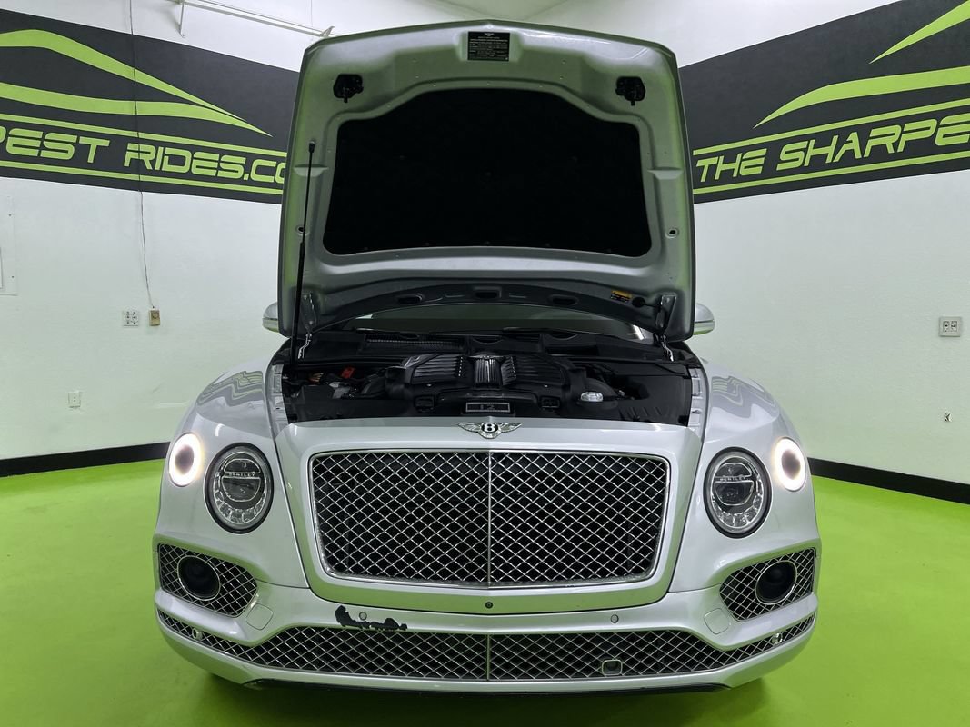 Used 2018 Bentley Bentayga AWD/4WD image 4