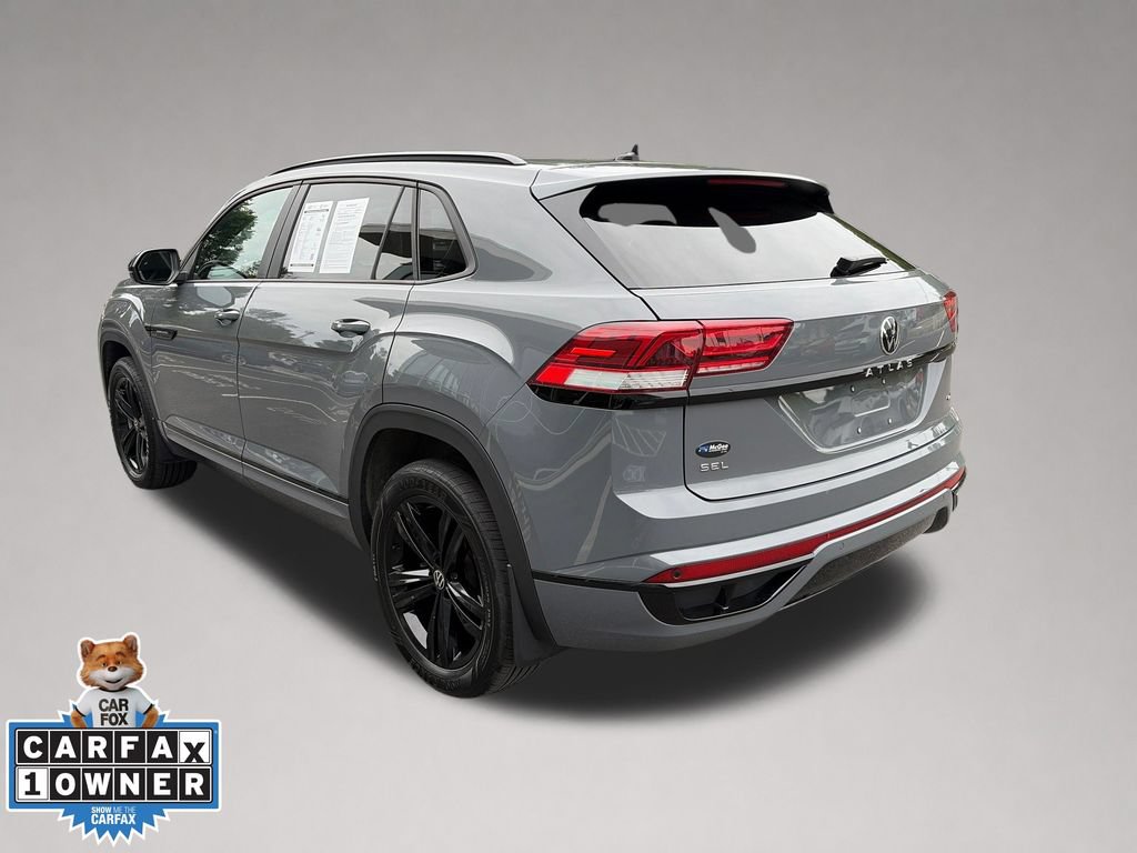 Used 2023 Volkswagen Atlas Cross Sport SEL R-Line AWD/4WD image 6