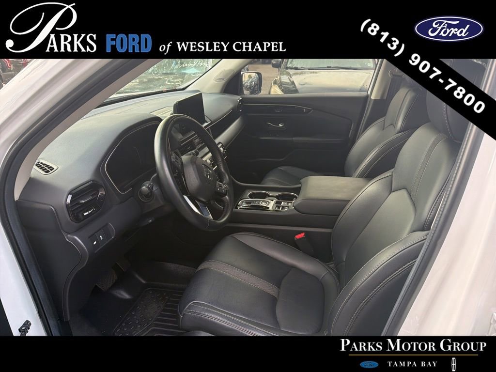 Used 2024 Honda Pilot Touring image 8