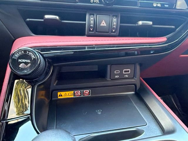 Used 2025 Lexus NX 250 FWD w/ Accessory Package (Z2) image 17
