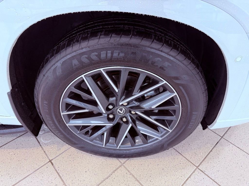 Certified 2024 Lexus TX 350 350 Premium PANO ROOF/TECH&CON image 18