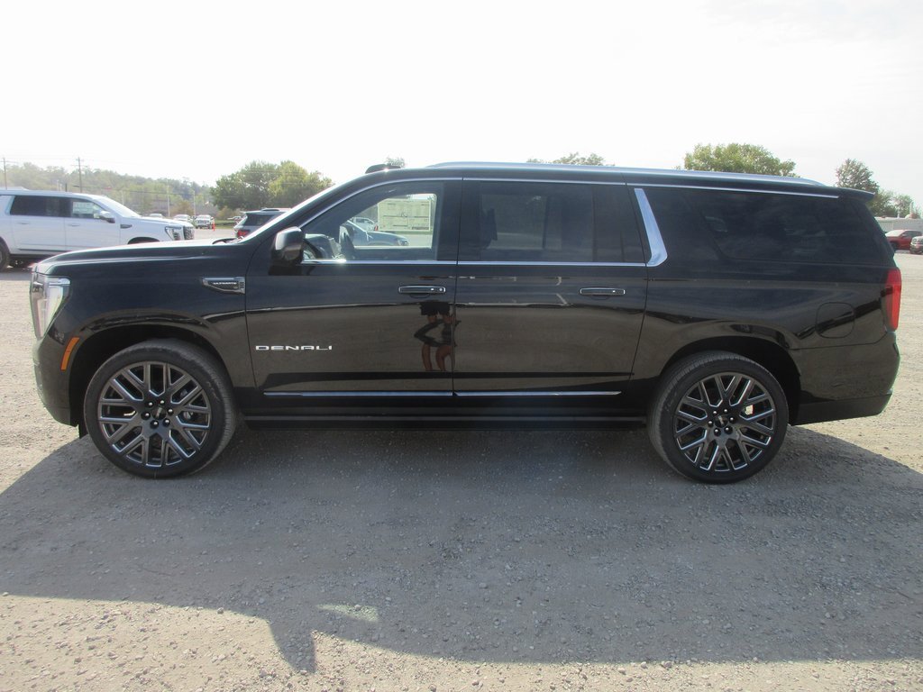 New 2026 GMC Yukon XL Denali Ultimate image 8