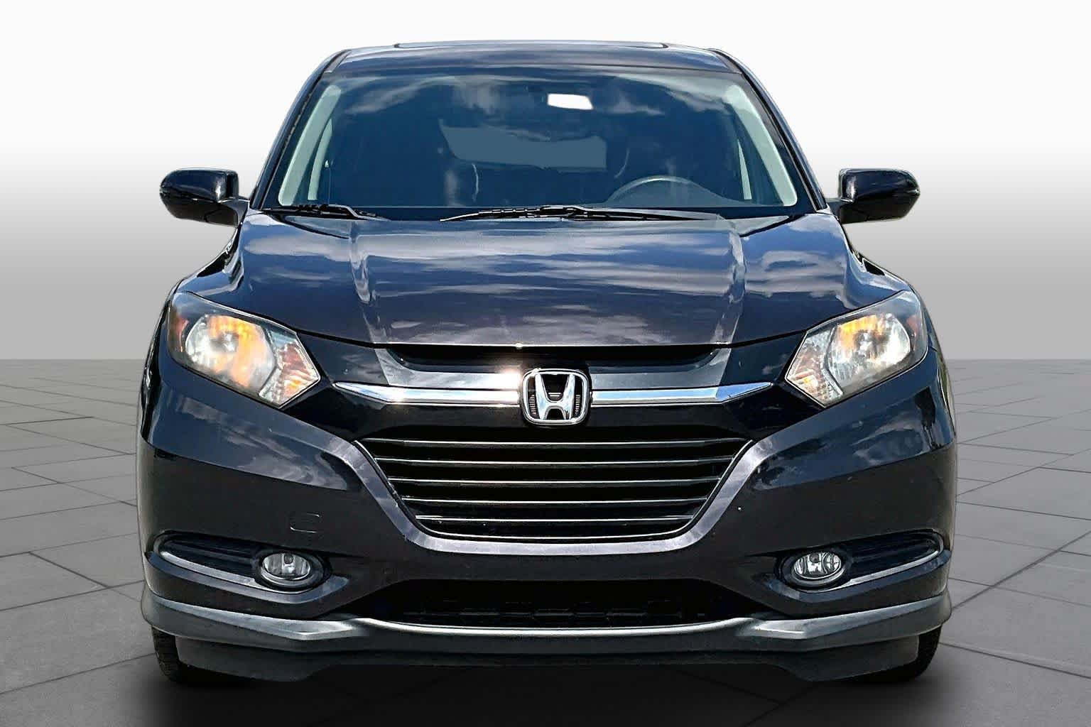 Used 2018 Honda HR-V EX image 4