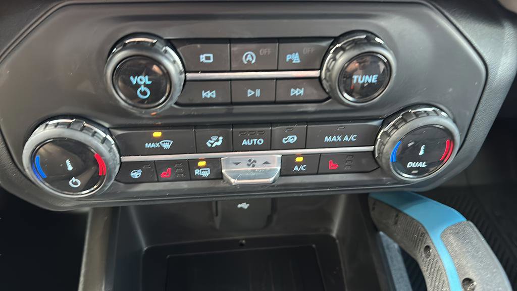 Used 2022 Ford Bronco Wildtrak AWD/4WD image 16