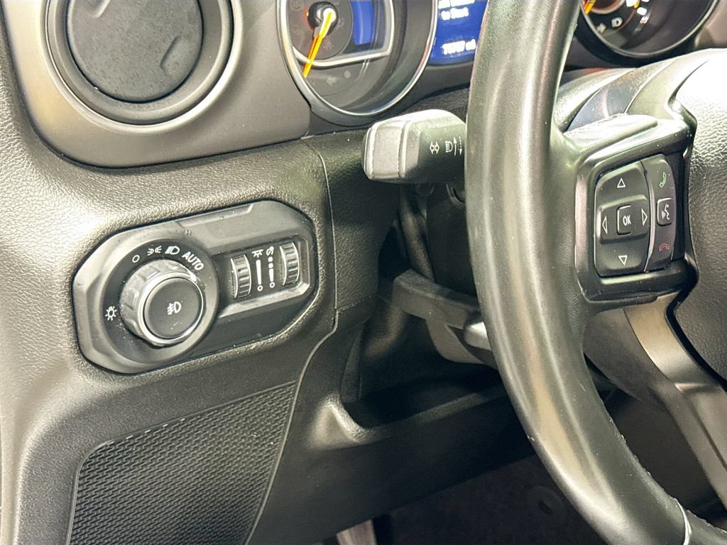 Used 2021 Jeep Wrangler Unlimited Sport AWD/4WD image 10