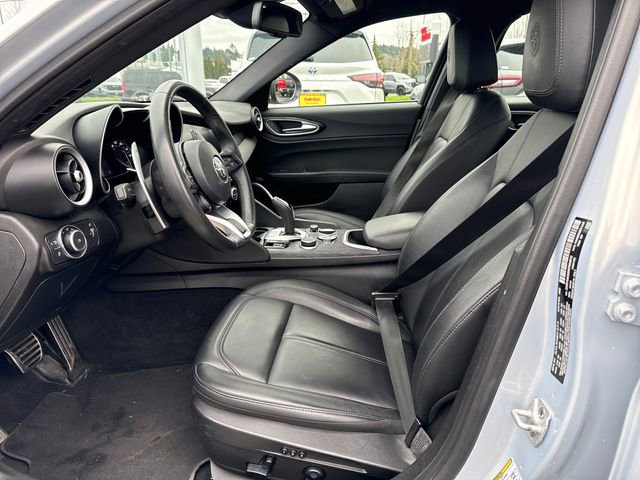 Used 2022 Alfa Romeo Giulia Sprint image 19