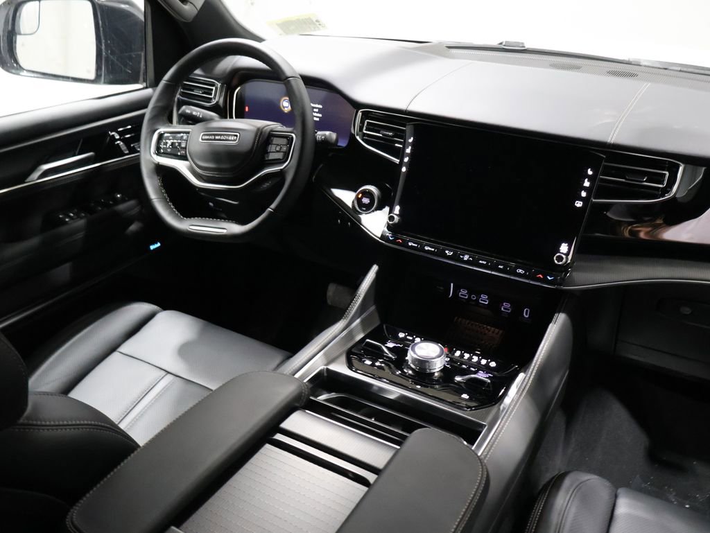 New 2026 Jeep Grand Wagoneer L Summit image 20
