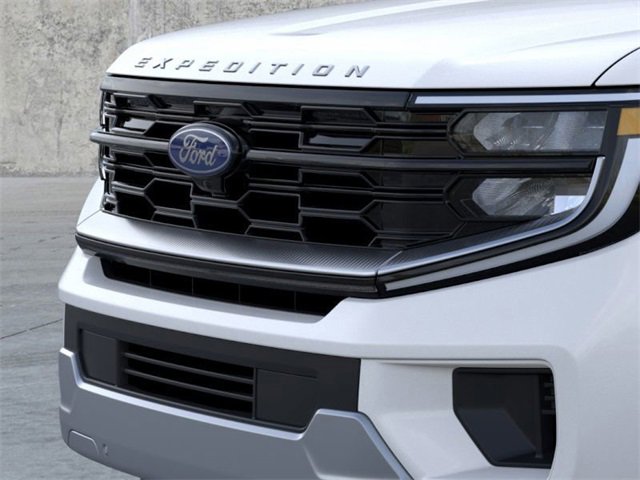 New 2025 Ford Expedition Platinum w/ Driver's Package image 17