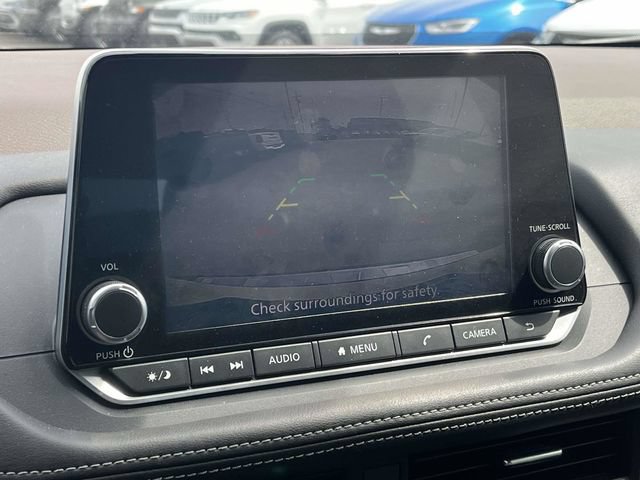 Used 2023 Nissan Rogue SV FWD image 29