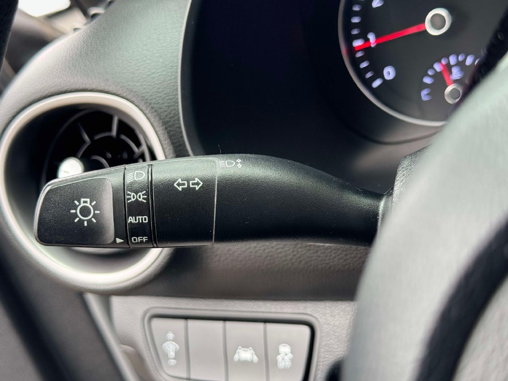 Used 2021 Kia Forte LXS FWD image 21