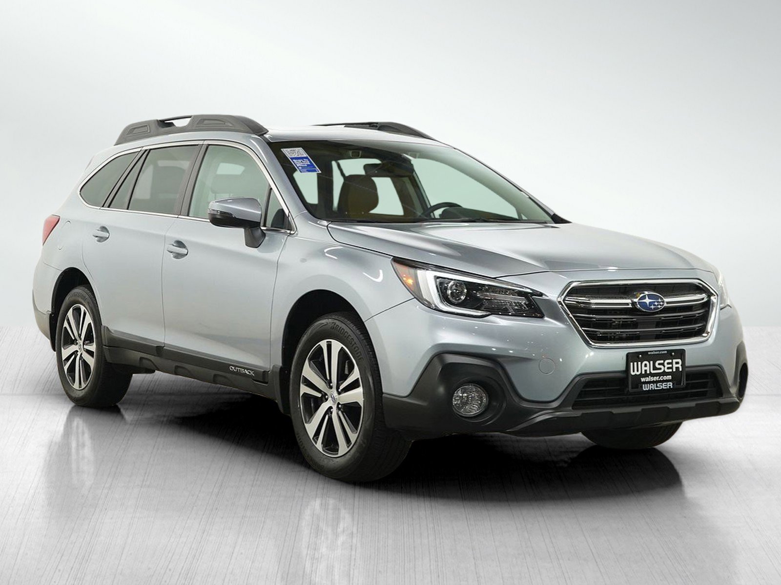 Used 2018 Subaru Outback 2.5i Limited AWD/4WD image 6