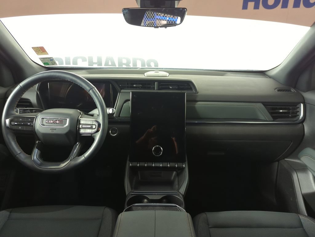 Used 2026 GMC Terrain AT4 w/ Technology Package II AWD/4WD image 10