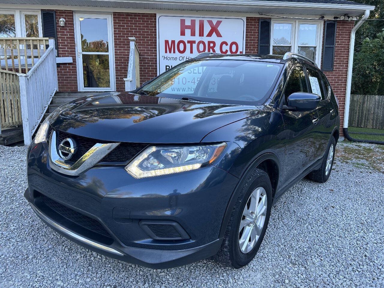 Used 2016 Nissan Rogue SV