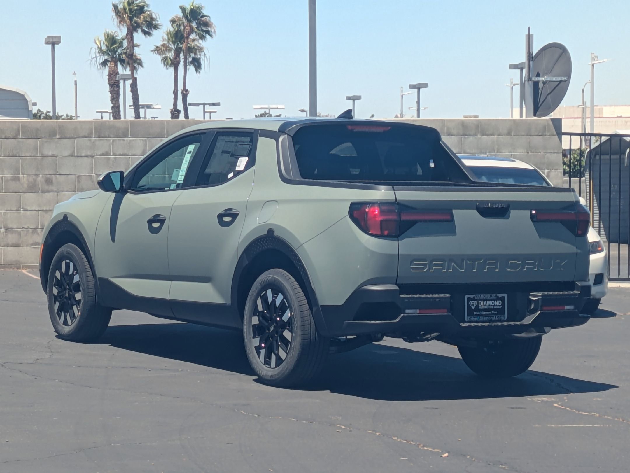 New 2025 Hyundai Santa Cruz SE image 4