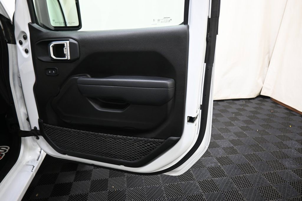 Used 2025 Jeep Gladiator Sport image 22