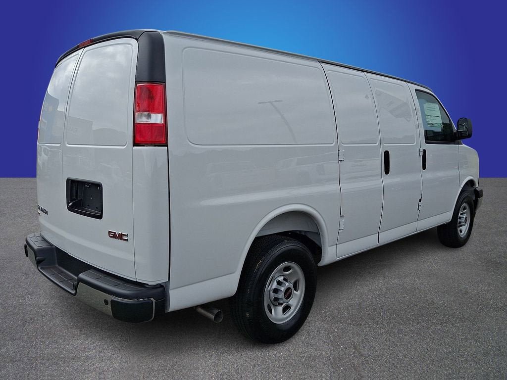 New 2026 GMC Savana 3500 w/ Driver Convenience Package RWD image 3