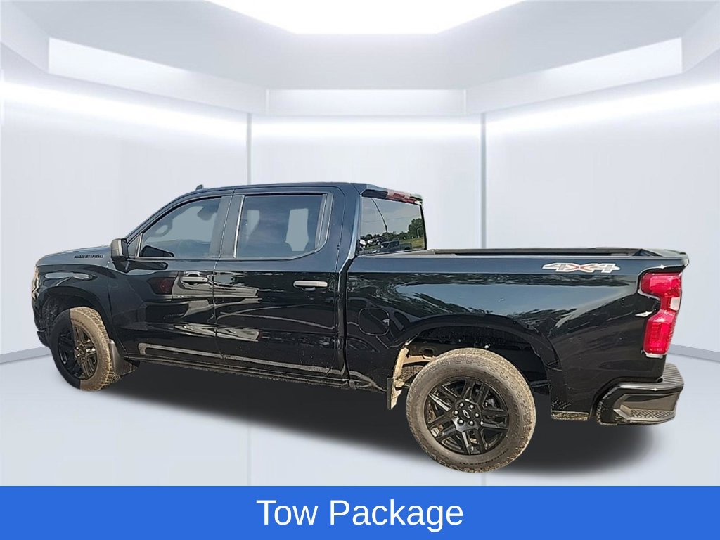 Used 2022 Chevrolet Silverado 1500 Custom w/ LPO, Dark Essentials Package AWD/4WD image 6