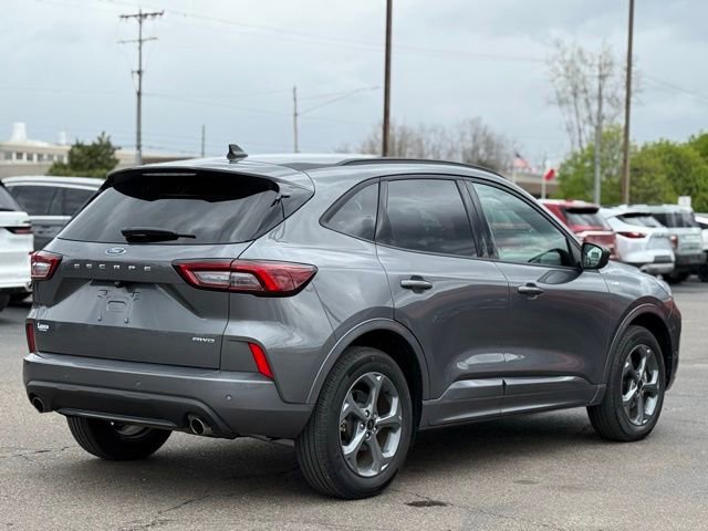Used 2024 Ford Escape ST-Line w/ Tech Pack #1 AWD/4WD image 37