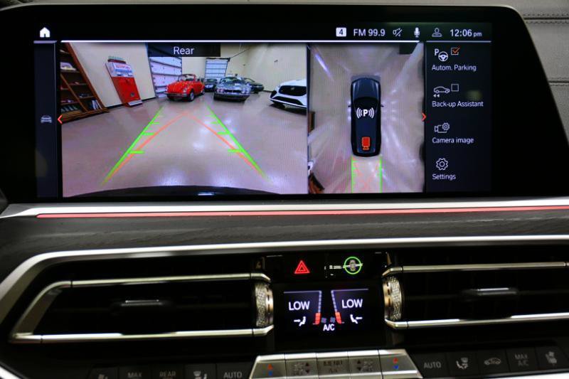Used 2022 BMW X7 xDrive40i w/ Premium Package AWD/4WD image 44