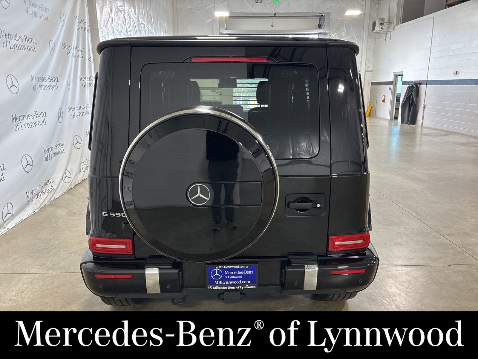 Used 2023 Mercedes-Benz G 550 image 4