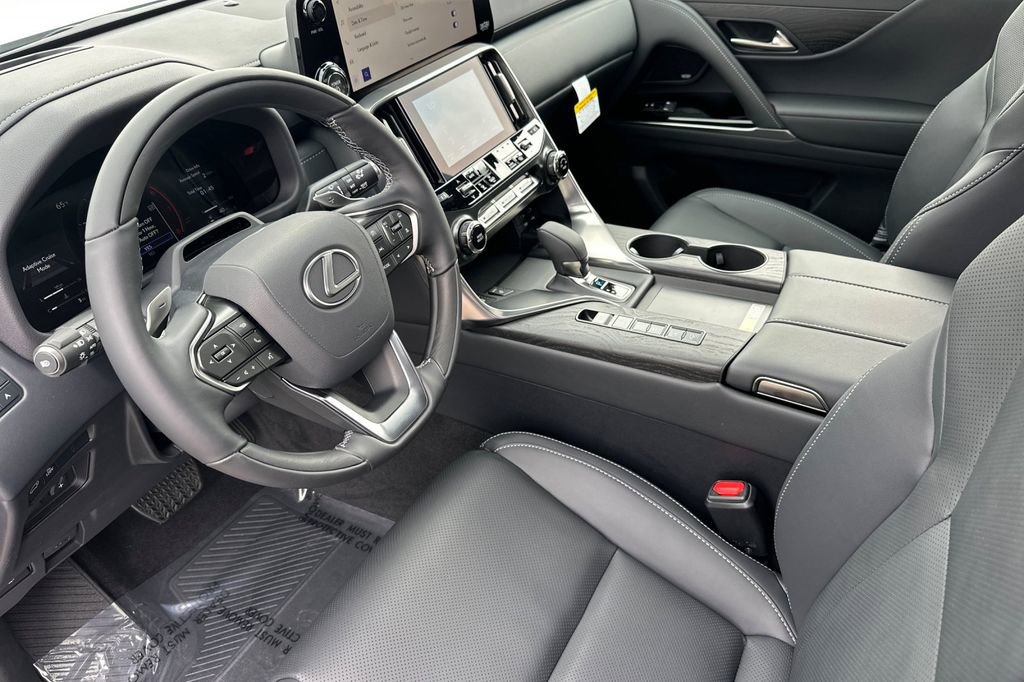 New 2026 Lexus LX 700h Luxury image 10