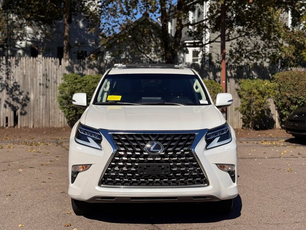 Used 2023 Lexus GX 460 Premium w/ Premium Package AWD/4WD image 9