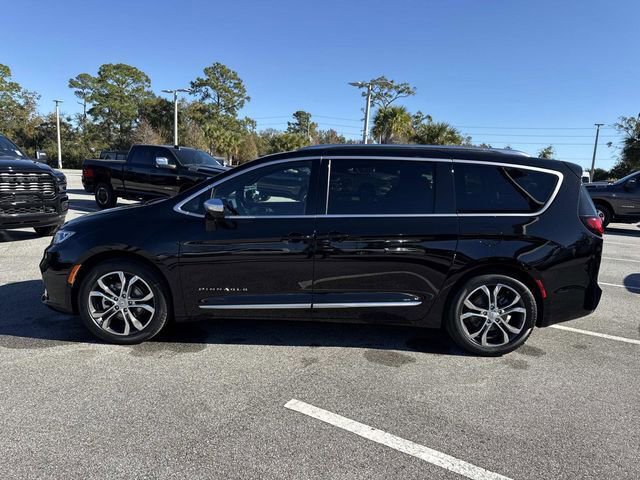 New 2026 Chrysler Pacifica Pinnacle image 6