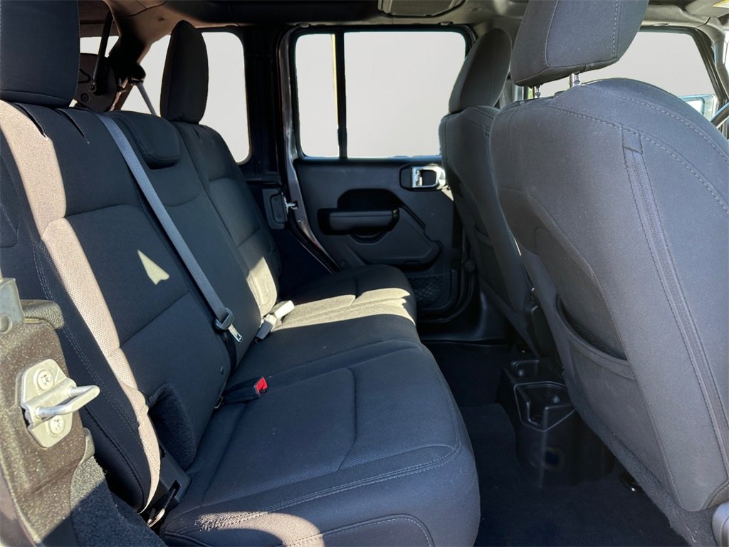 Used 2018 Jeep Wrangler Unlimited Sport S image 13