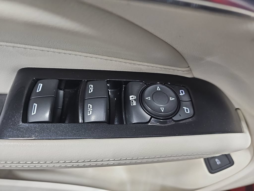 Used 2023 Cadillac CT4 Luxury w/ Sun And Sound Package AWD/4WD image 33