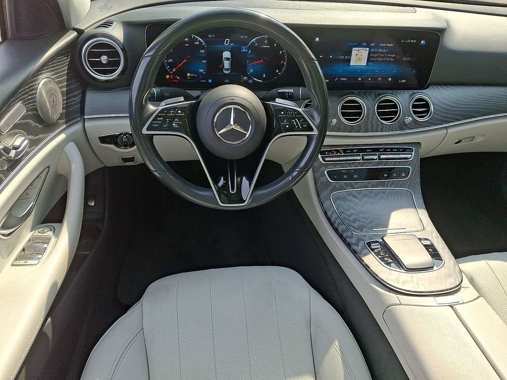 Used 2022 Mercedes-Benz E 350 Sedan w/ Driver Assistance Package image 11