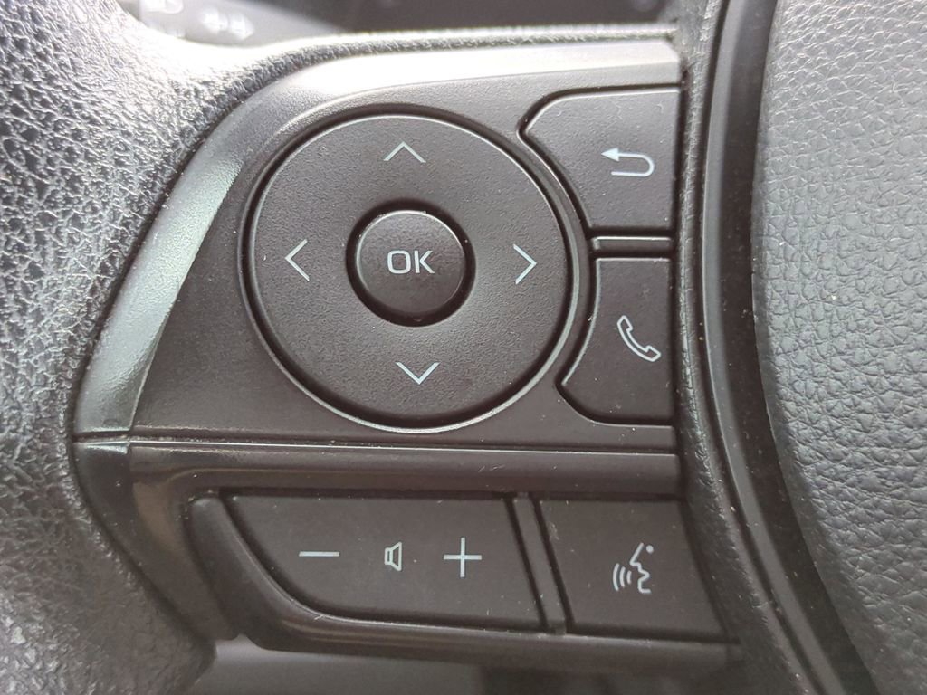 Used 2023 Toyota Corolla LE FWD image 18