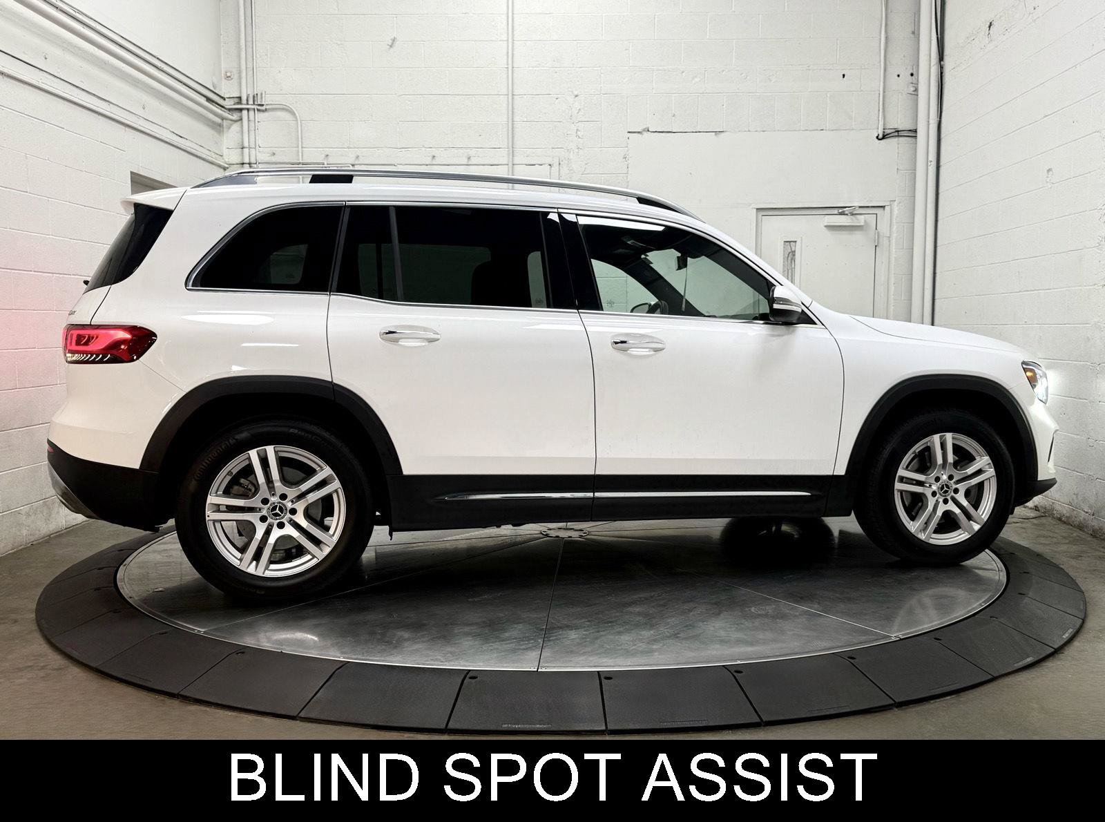 Used 2022 Mercedes-Benz GLB 250 4MATIC image 8