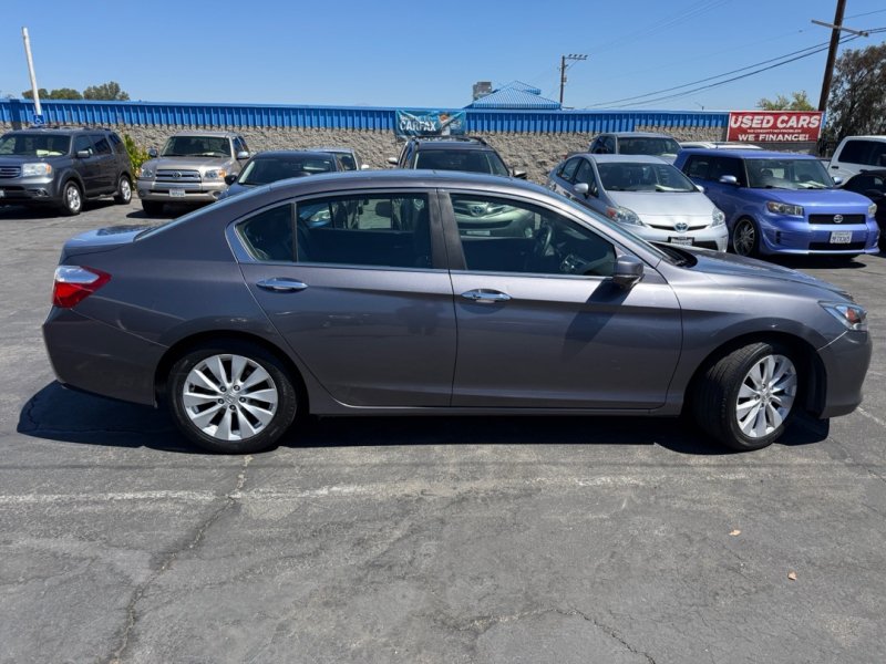 Used 2015 Honda Accord EX-L image 11
