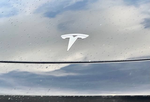 Used 2022 Tesla Model 3 Long Range AWD/4WD image 6