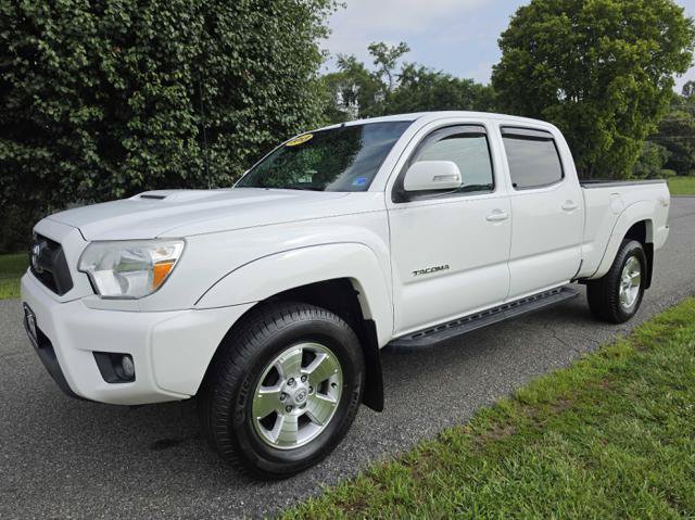 Used 2013 Toyota Tacoma 4x4 Double Cab w/ TRD Sport Pkg image 2