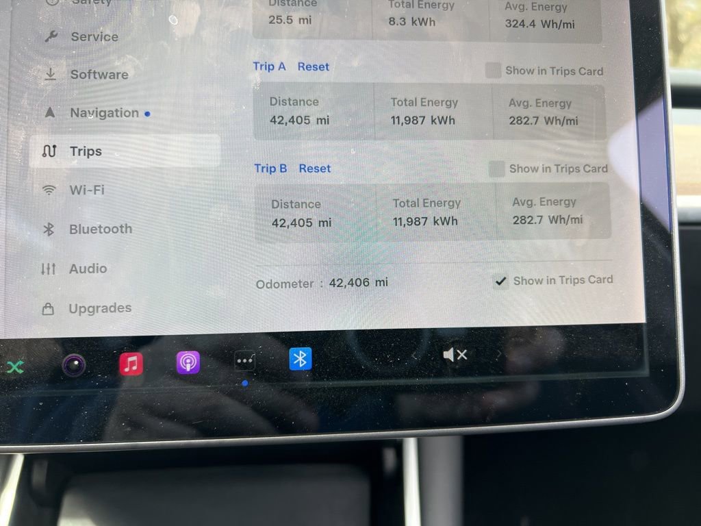 Used 2020 Tesla Model Y Long Range image 18