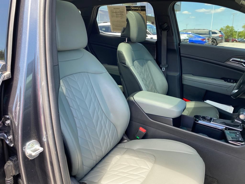 Used 2023 Kia Sportage X-Pro AWD/4WD image 32